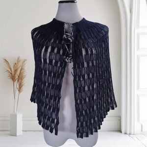 Vintage 40s Two Tone Drop Stitch Knitted Cape Capelet Shoulderette Finished